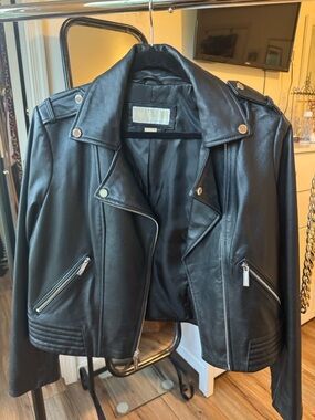 MICHAEL Michael Kors Black REAL Leather Black Moto Jacket - Size L